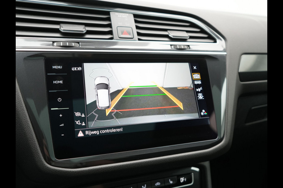 Volkswagen Tiguan Allspace 1.5 TSI Highline DSG R-Line 7 Persoons 150pk | Panodak | Adaptive Cruise | Camera | Alcantara Sportstoelen Massage & Verwarmd | Keyless | BLIS | Navigatie | Virtual | DAB | 20"L.M |