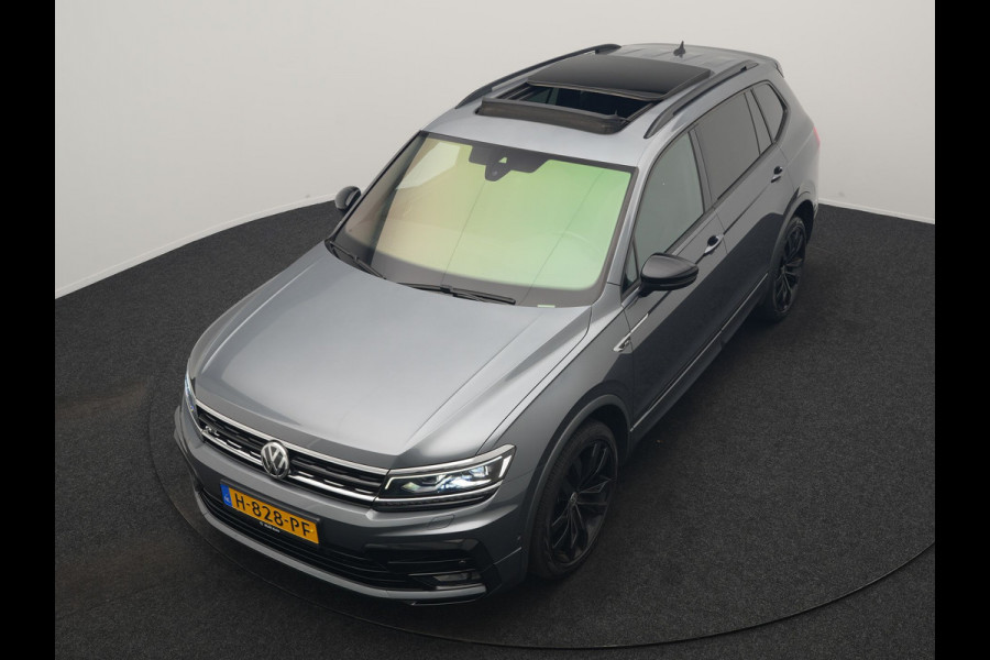 Volkswagen Tiguan Allspace 1.5 TSI Highline DSG R-Line 7 Persoons 150pk | Panodak | Adaptive Cruise | Camera | Alcantara Sportstoelen Massage & Verwarmd | Keyless | BLIS | Navigatie | Virtual | DAB | 20"L.M |