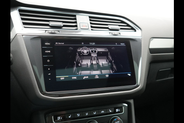 Volkswagen Tiguan Allspace 1.5 TSI Highline DSG R-Line 7 Persoons 150pk | Panodak | Adaptive Cruise | Camera | Alcantara Sportstoelen Massage & Verwarmd | Keyless | BLIS | Navigatie | Virtual | DAB | 20"L.M |