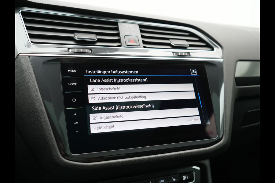 Volkswagen Tiguan Allspace 1.5 TSI Highline DSG R-Line 7 Persoons 150pk | Panodak | Adaptive Cruise | Camera | Alcantara Sportstoelen Massage & Verwarmd | Keyless | BLIS | Navigatie | Virtual | DAB | 20"L.M |