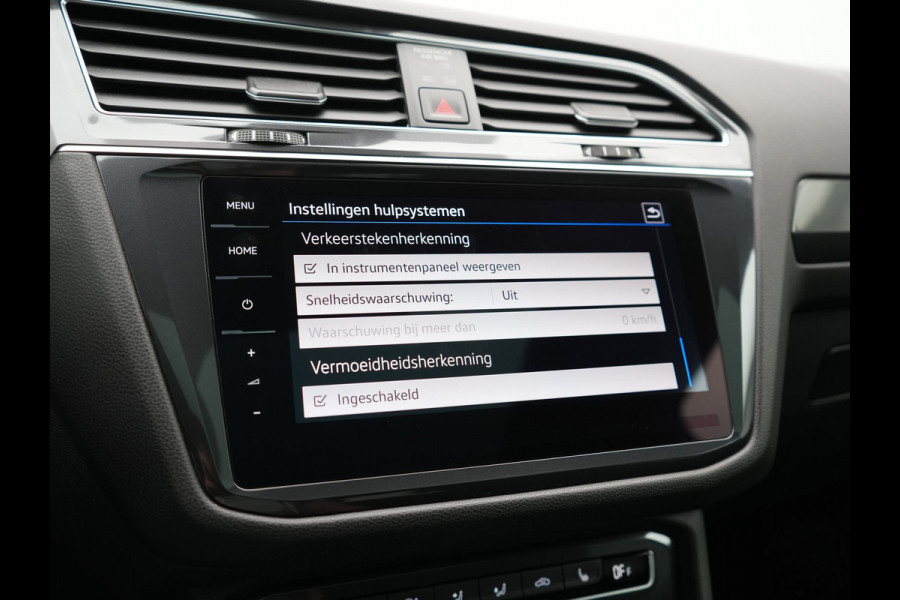 Volkswagen Tiguan Allspace 1.5 TSI Highline DSG R-Line 7 Persoons 150pk | Panodak | Adaptive Cruise | Camera | Alcantara Sportstoelen Massage & Verwarmd | Keyless | BLIS | Navigatie | Virtual | DAB | 20"L.M |
