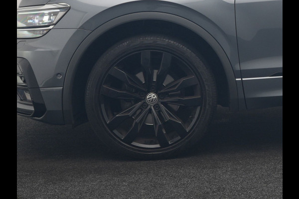 Volkswagen Tiguan Allspace 1.5 TSI Highline DSG R-Line 7 Persoons 150pk | Panodak | Adaptive Cruise | Camera | Alcantara Sportstoelen Massage & Verwarmd | Keyless | BLIS | Navigatie | Virtual | DAB | 20"L.M |