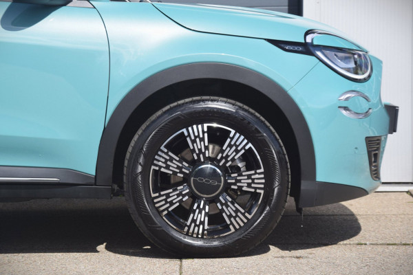 Fiat 600 1.2 Hybrid Urban FULL OPTIONS!!