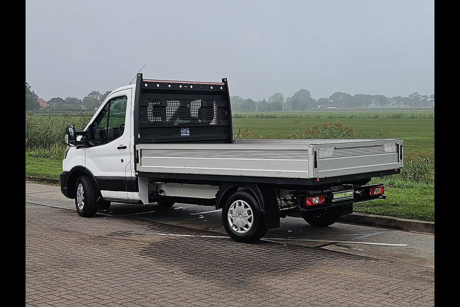Ford Transit 330 2.0 L2H1 Open Laadbak Cruise control, Airco, Enkele cabine, 130Pk, 1e Eigenaar, Onderhouds-Historie, 3-Zits