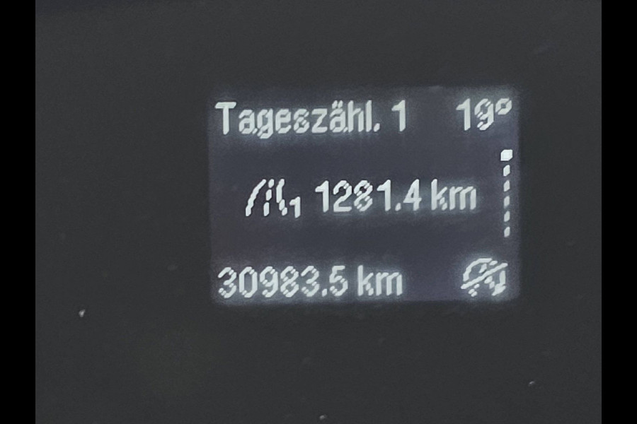 Ford Transit 330 2.0 L2H1 Open Laadbak Cruise control, Airco, Enkele cabine, 130Pk, 1e Eigenaar, Onderhouds-Historie, 3-Zits
