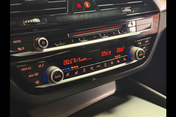 BMW 5 Serie 530e iPerformance High Executive | Stoelverwarming/Verkoeling | H&K | HUD | Pano | Camera