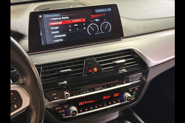 BMW 5 Serie 530e iPerformance High Executive | Stoelverwarming/Verkoeling | H&K | HUD | Pano | Camera