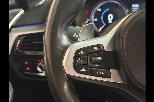 BMW 5 Serie 530e iPerformance High Executive | Stoelverwarming/Verkoeling | H&K | HUD | Pano | Camera
