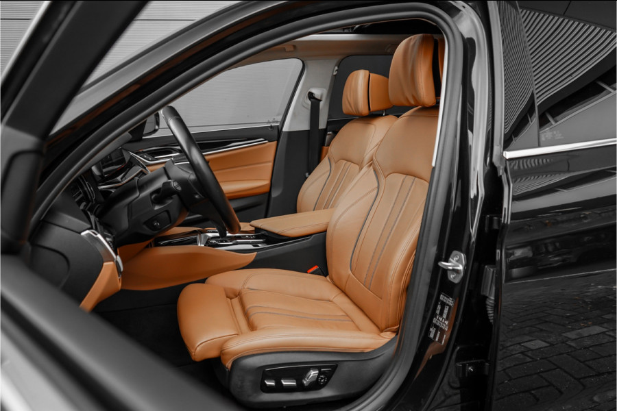 BMW 5 Serie Touring 530i High Executive Luxury Pano Camera HiFi Leder ACC
