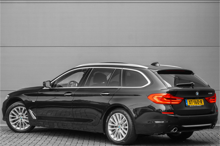 BMW 5 Serie Touring 530i High Executive Luxury Pano Camera HiFi Leder ACC