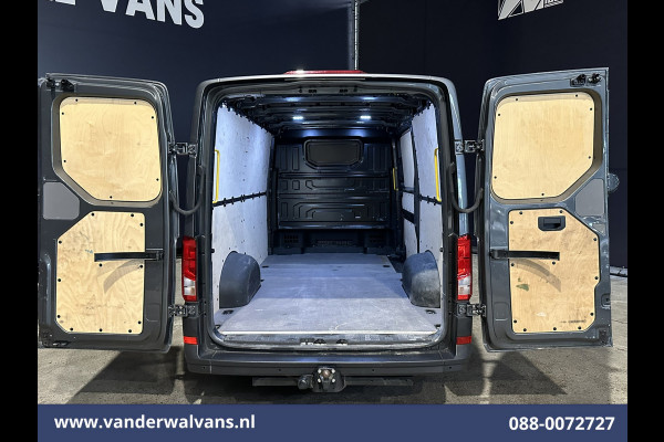 Volkswagen Crafter 2.0 TDI L3H2 L2H1 Euro6 Airco | 2500kg Trekhaak | Parkeersensoren Bijrijdersbank