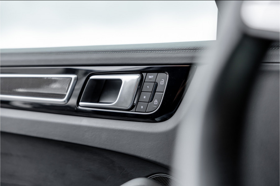 Porsche Cayenne Coupé 4.0 Turbo S E-Hybrid - Sport Chrono + | Burmester | Carbon | Memory