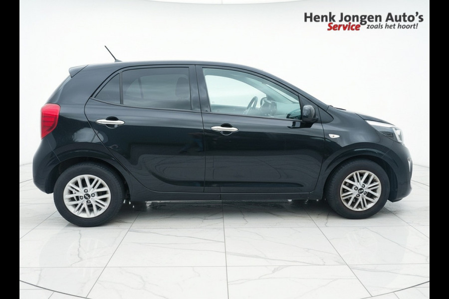 Kia Picanto 1.0 DPi DynamicLine uit 2024 Rijklaar + Fabrieksgarantie “Sinds 1970 | 5.000+ reviews | Score 9,5 | Service zoals ’t hoort” Henk Jongen Auto's in Helmond,  al 50 jaar service zoals 't hoort!