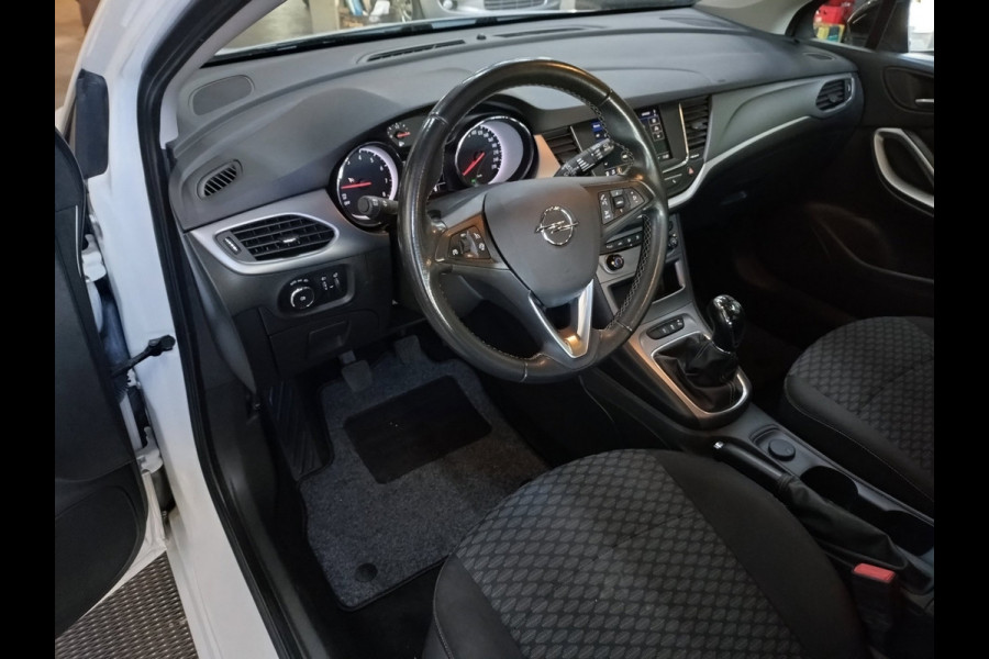 Opel Astra Sports Tourer 1.2 Edition rijklaar