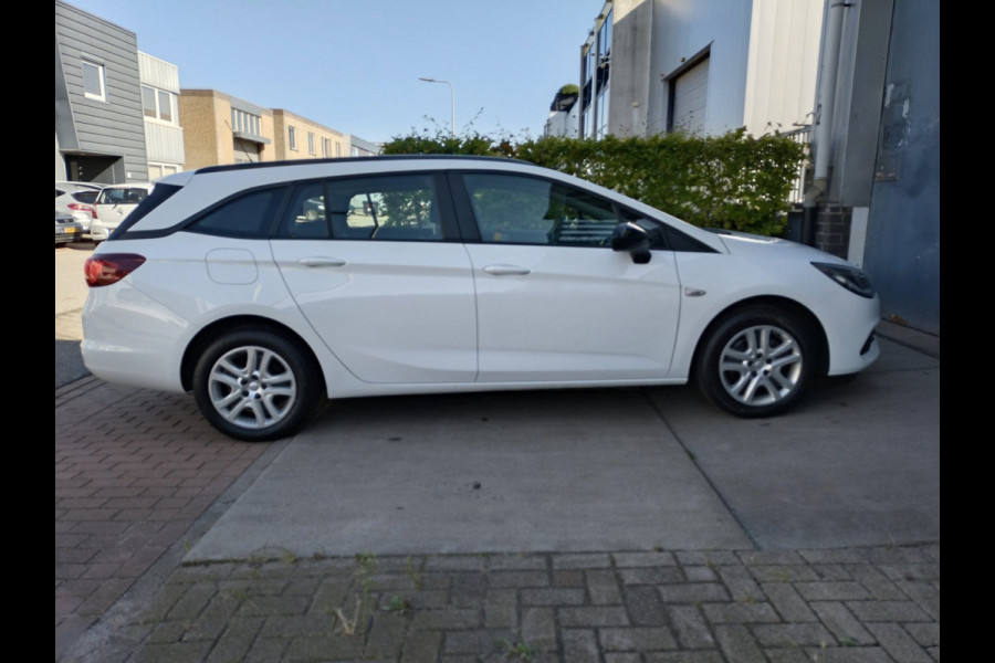 Opel Astra Sports Tourer 1.2 Edition rijklaar