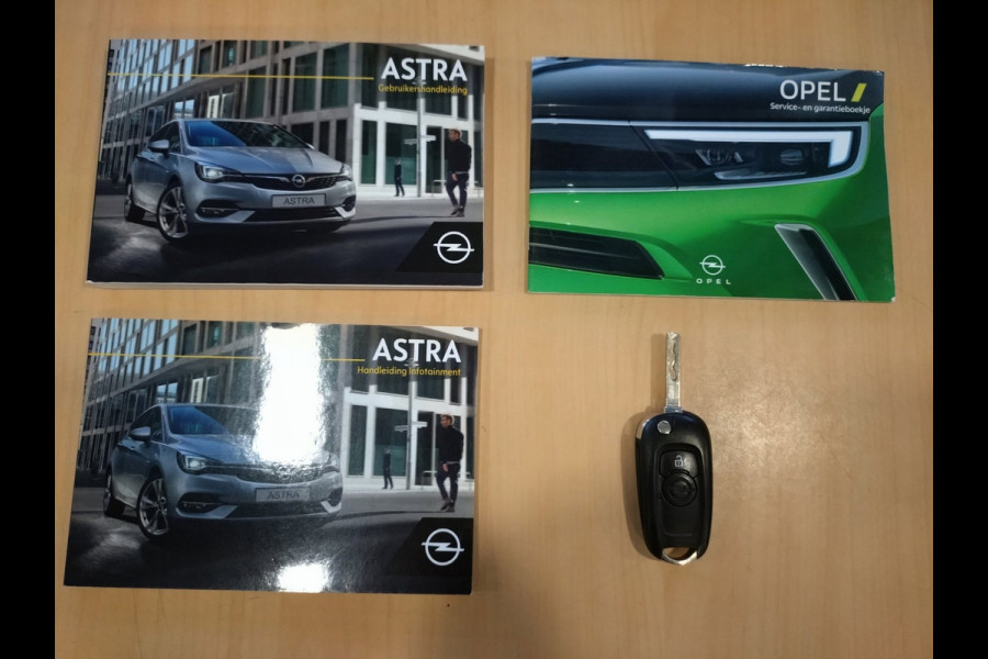 Opel Astra Sports Tourer 1.2 Edition rijklaar