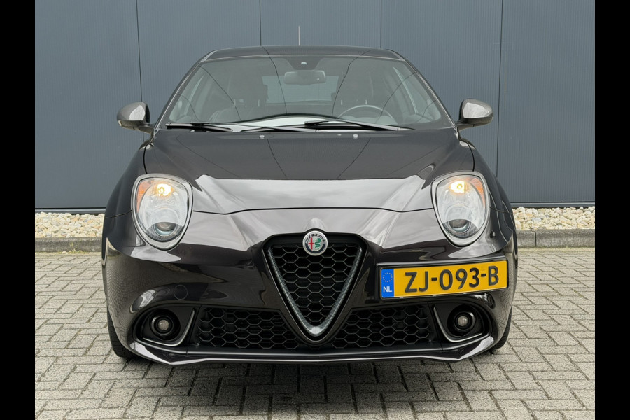 Alfa Romeo MiTo TwinAir ECO | 17" Velgen | Climate/cruise control | Parkeersensoren | Navigatie