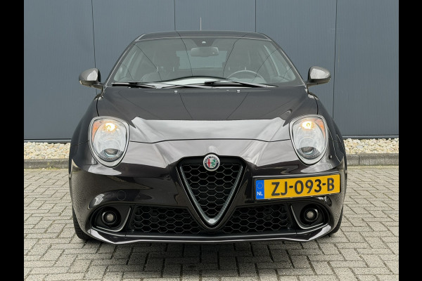 Alfa Romeo MiTo TwinAir ECO | 17" Velgen | Climate/cruise control | Parkeersensoren | Navigatie