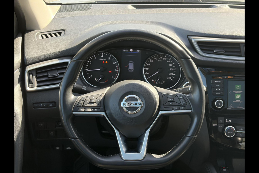 Nissan QASHQAI 1.3 DIG-T N-Motion 159pk | Trekhaak | 1.500kg trekgewicht | Panoramadak | Stoelverwarming