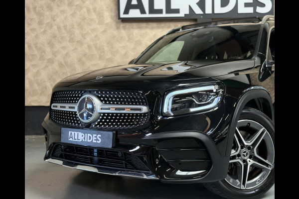 Mercedes-Benz Glb 250 Premium Plus Amg | Pano | Trekhaak | Sfeerverlichting | Camera | Carplay | Stoelverwarming | Burmester | NAP