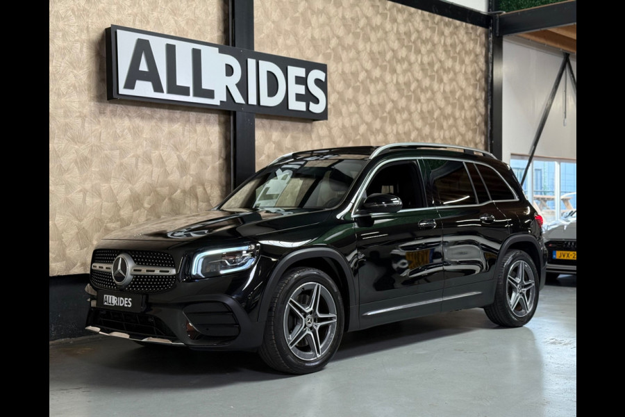 Mercedes-Benz Glb 250 Premium Plus Amg | Pano | Trekhaak | Sfeerverlichting | Camera | Carplay | Stoelverwarming | Burmester | NAP