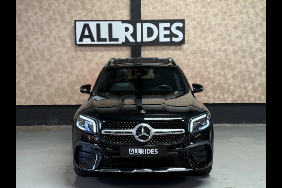 Mercedes-Benz Glb 250 Premium Plus Amg | Pano | Trekhaak | Sfeerverlichting | Camera | Carplay | Stoelverwarming | Burmester | NAP