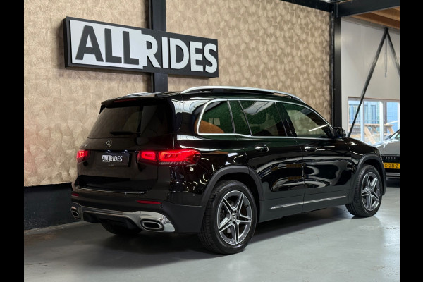 Mercedes-Benz Glb 250 Premium Plus Amg | Pano | Trekhaak | Sfeerverlichting | Camera | Carplay | Stoelverwarming | Burmester | NAP