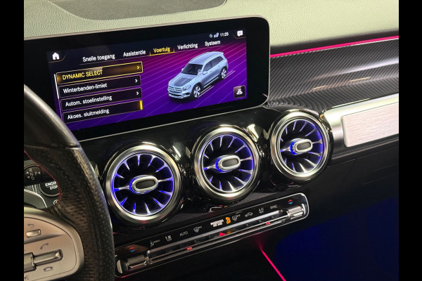 Mercedes-Benz Glb 250 Premium Plus Amg | Pano | Trekhaak | Sfeerverlichting | Camera | Carplay | Stoelverwarming | Burmester | NAP
