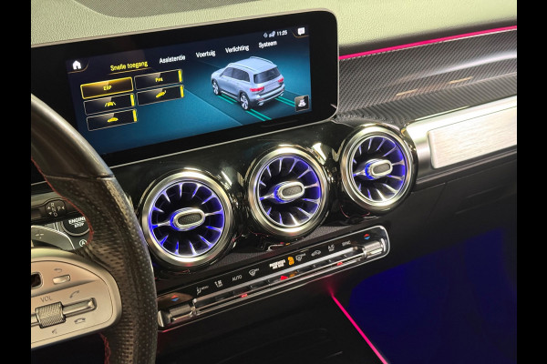 Mercedes-Benz Glb 250 Premium Plus Amg | Pano | Trekhaak | Sfeerverlichting | Camera | Carplay | Stoelverwarming | Burmester | NAP