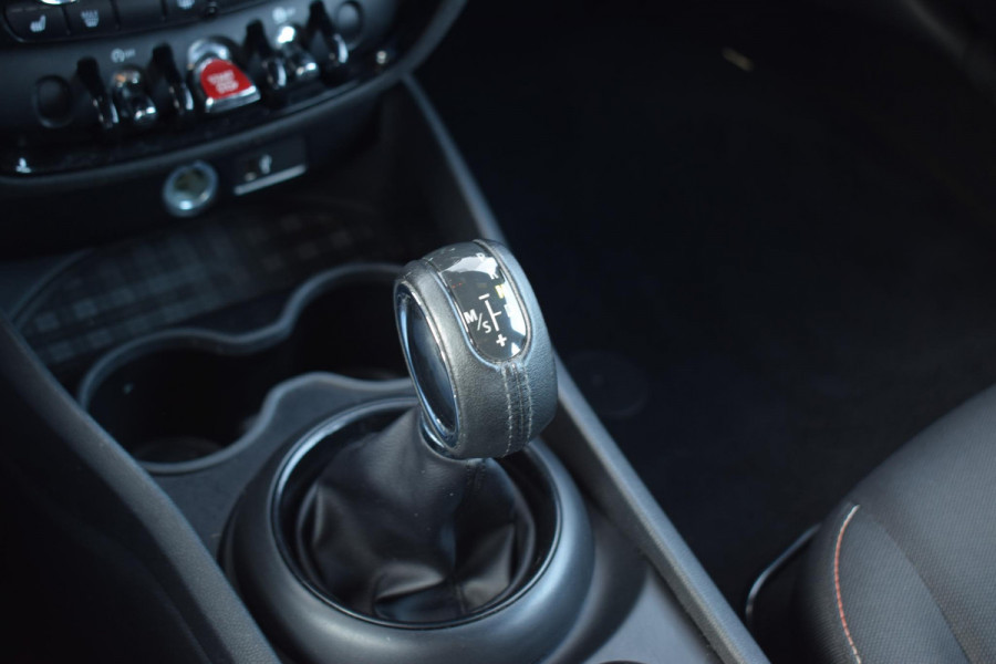 MINI Clubman 1.5 One Salt Business | Apple CarPlay | Stoelverw. | Cruise | Climate