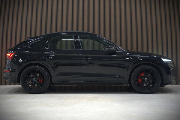 Audi Q5 Sportback 50 TFSI e S edition S-Line | Luchtvering | RS Seats | Stoelverwarming | Ambiance Verlichting | Camera | Cruise Control | Navigatie | Apple Carplay | Keyless | Trekhaak | Matrix LED | SOH 80%