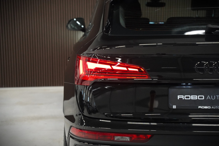 Audi Q5 Sportback 50 TFSI e S edition S-Line | Luchtvering | RS Seats | Stoelverwarming | Ambiance Verlichting | Camera | Cruise Control | Navigatie | Apple Carplay | Keyless | Trekhaak | Matrix LED | SOH 80%