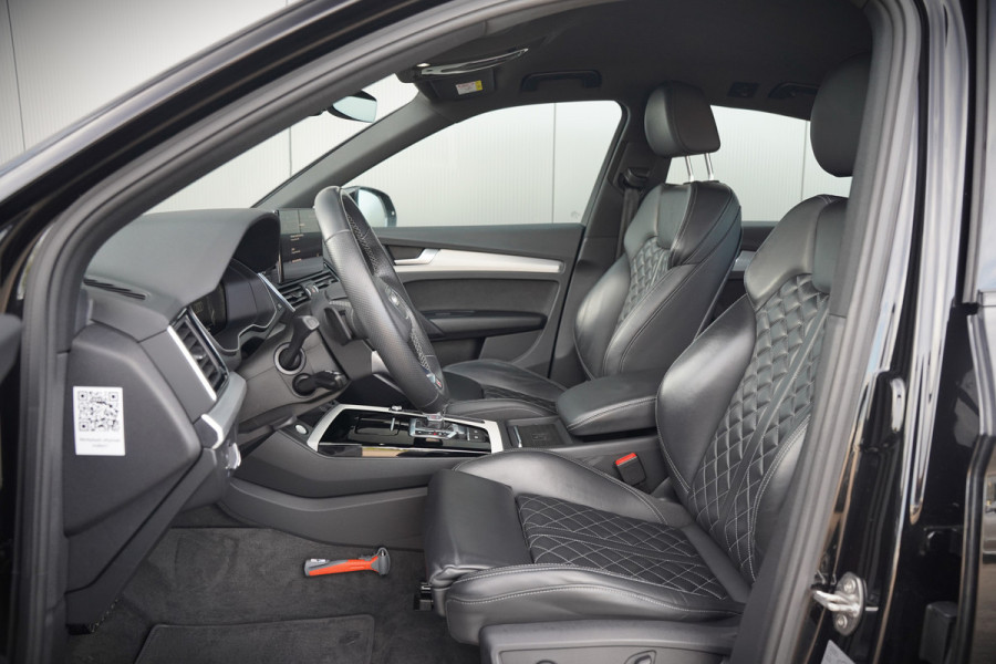 Audi Q5 Sportback 50 TFSI e S edition S-Line | Luchtvering | RS Seats | Stoelverwarming | Ambiance Verlichting | Camera | Cruise Control | Navigatie | Apple Carplay | Keyless | Trekhaak | Matrix LED | SOH 80%