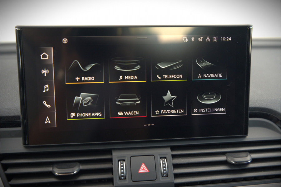 Audi Q5 Sportback 50 TFSI e S edition S-Line | Luchtvering | RS Seats | Stoelverwarming | Ambiance Verlichting | Camera | Cruise Control | Navigatie | Apple Carplay | Keyless | Trekhaak | Matrix LED | SOH 80%
