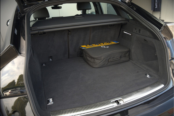 Audi Q5 Sportback 50 TFSI e S edition S-Line | Luchtvering | RS Seats | Stoelverwarming | Ambiance Verlichting | Camera | Cruise Control | Navigatie | Apple Carplay | Keyless | Trekhaak | Matrix LED | SOH 80%