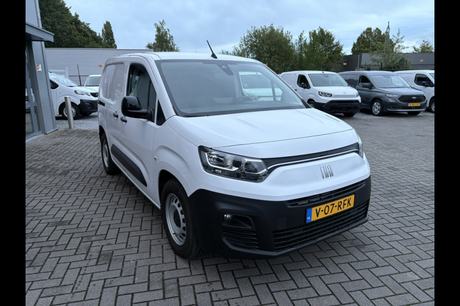 Fiat E-Doblò 50 kWh 3-zits | navigatie | cruise