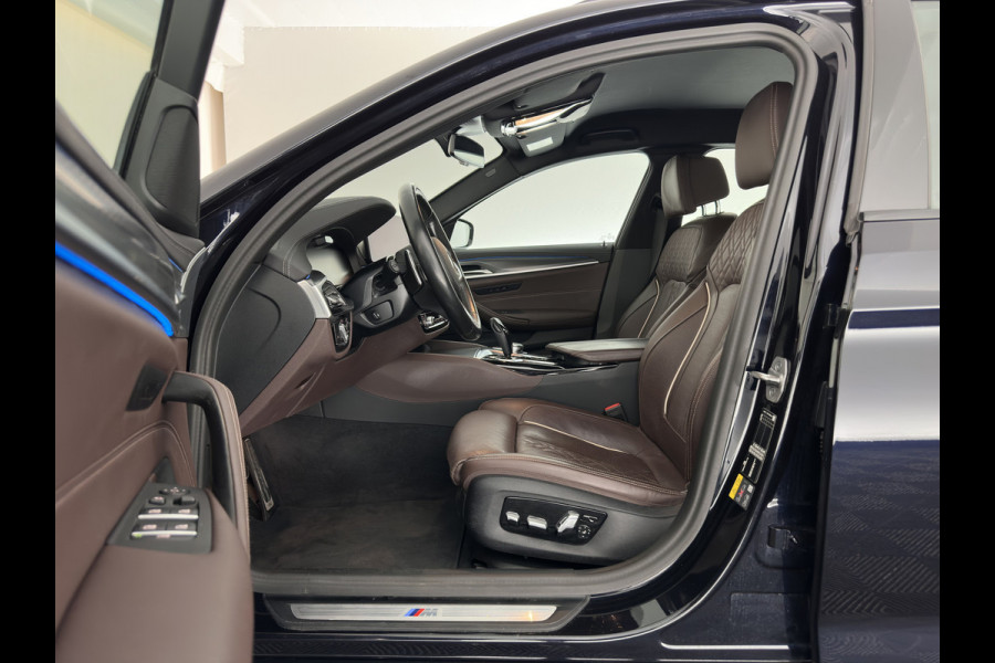 BMW 5 Serie Touring 530e M-Sportpack Business Edition Plus (Plug-in) {SoH-85%} (INCL-BTW) *LEATHER | LASER-LED | ADAPTIVE-CRUISE | BLINDSPOT | MEMORY-PACK | DIGI-COCKPIT | HIFI-SOUND | CAMERA | NAVI-FULLMAP | PRIVACY-GLASS | SHIFTPADDLES | AMBIENTLIGHT | HEAD-UP | 18"AL