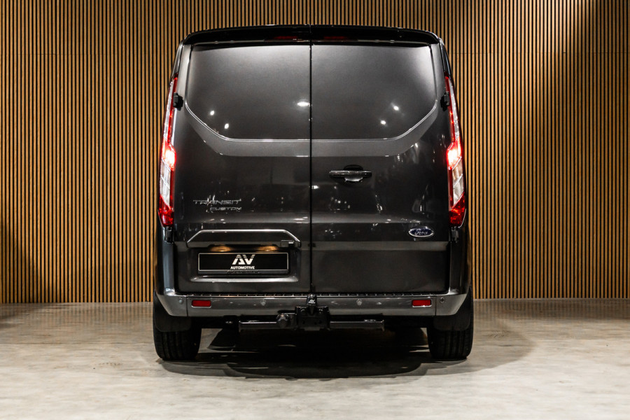 Ford Transit Custom 2.0 TDCI 170 PK L2H1 Limited DC | Dubbel cabine | Raptor Edition | CarPlay | Camera | Navigatie | BLIS | Stoelverwarming | Trekhaak | Cruise control | DAB | Dealer onderhouden | Nieuwe APK