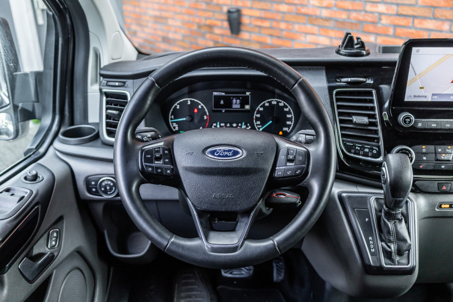 Ford Transit Custom 2.0 TDCI 170 PK L2H1 Limited DC | Dubbel cabine | Raptor Edition | CarPlay | Camera | Navigatie | BLIS | Stoelverwarming | Trekhaak | Cruise control | DAB | Dealer onderhouden | Nieuwe APK