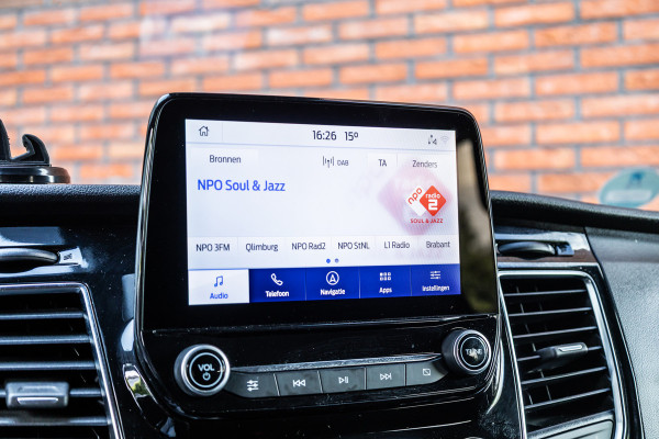 Ford Transit Custom 2.0 TDCI 170 PK L2H1 Limited DC | Dubbel cabine | Raptor Edition | CarPlay | Camera | Navigatie | BLIS | Stoelverwarming | Trekhaak | Cruise control | DAB | Dealer onderhouden | Nieuwe APK