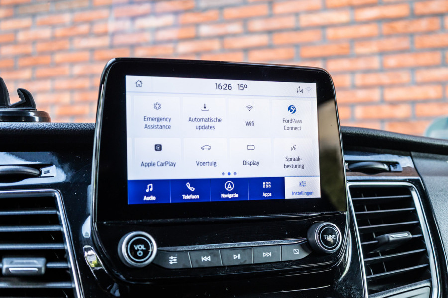 Ford Transit Custom 2.0 TDCI 170 PK L2H1 Limited DC | Dubbel cabine | Raptor Edition | CarPlay | Camera | Navigatie | BLIS | Stoelverwarming | Trekhaak | Cruise control | DAB | Dealer onderhouden | Nieuwe APK