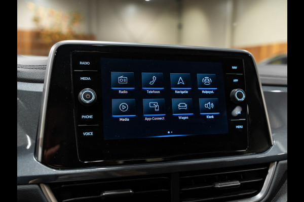 Volkswagen T-Roc 1.5 TSI 150PK Style Business, Facelift, Virtual Cockpit, IQ Led, Apple Carplay, ACC, Keyless, Cam, Voll Onderhoud