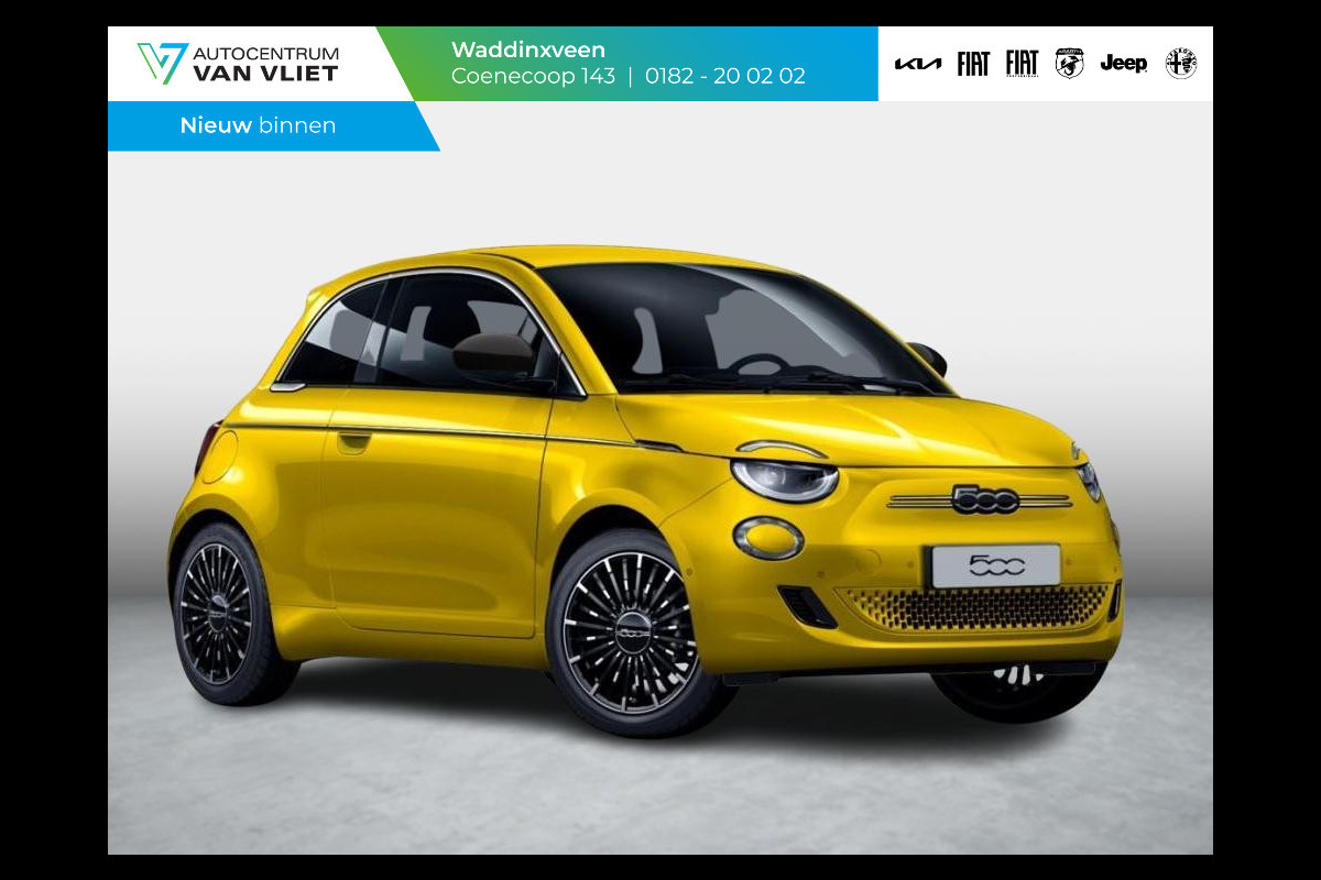 Fiat 500E La Prima 42 kWh | Uit voorraad leverbaar | Panoramadak | Adapt. Cruise | Pack Top Plus | Camera | Leder | Apple Carplay