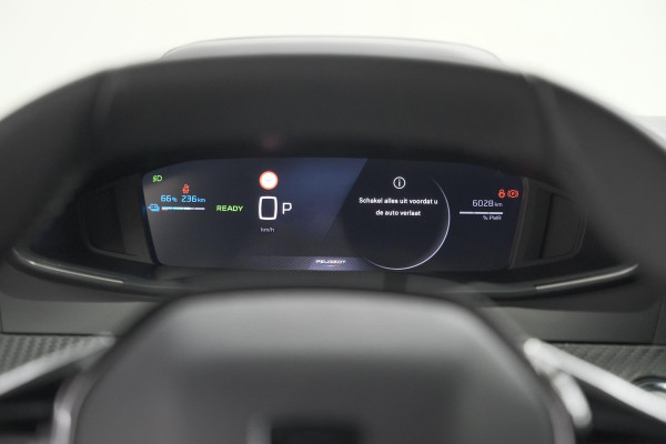 Peugeot e-2008 EV Allure Avantage 54 kWh | SOH 97,6% | 11 KW Lader | Apple Carplay | Parkeersensoren