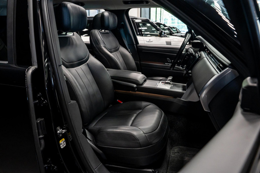 Land Rover Range Rover 3.0 P550e Autobiography PHEV *Panorama / Meridian / AWD-Besturing / SV-Bespoke / HUD / Stoelventilatie + massage / Soft-close*