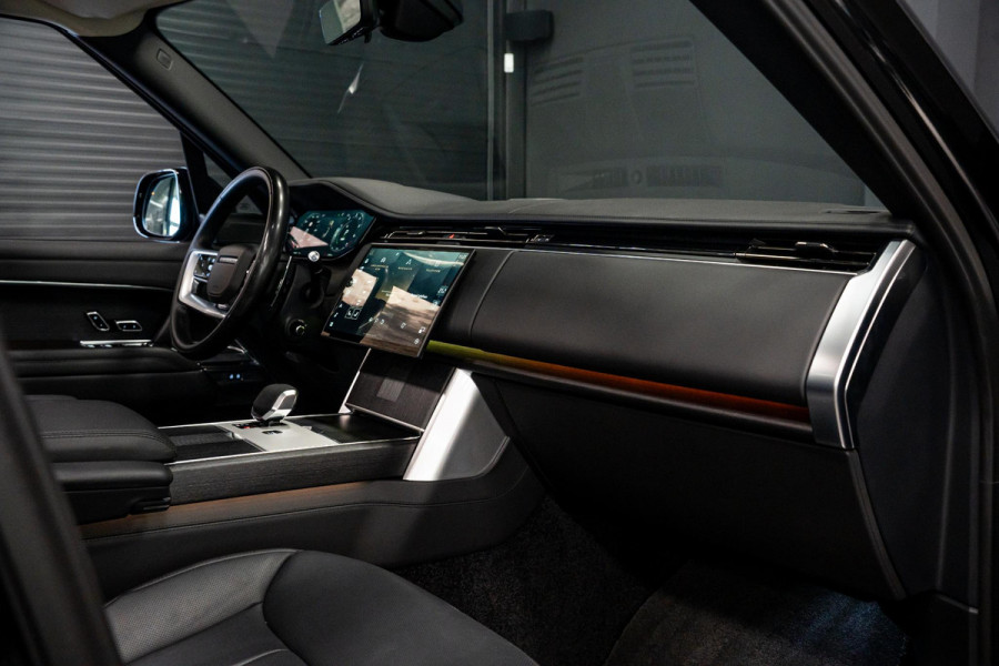 Land Rover Range Rover 3.0 P550e Autobiography PHEV *Panorama / Meridian / AWD-Besturing / SV-Bespoke / HUD / Stoelventilatie + massage / Soft-close*