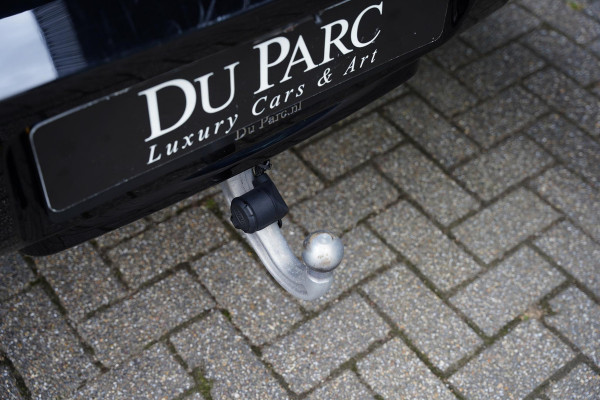 Land Rover Defender P300 E 110 X-Dynamic HSE / Meridian / Elek. Trekhaak / Stoel Koeling