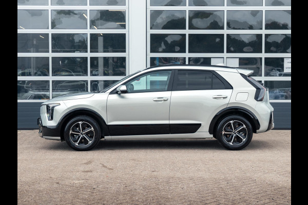 Kia Niro 1.6 GDi Hybrid DynamicPlusLine | Actieprijs* | Navi. | Clima. | Adapt. Cruise. | Achteruitrijcamera | Parkeersensoren | Dodehoekassistentie | Stoel&Stuur Verwarming | Schuif-/Kanteldak