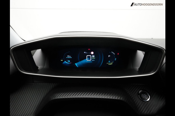 Peugeot e-2008 EV Allure 50 kWh Sport SOH 90% (APPLE CARPLAY,CLIMATE,ACHTERUITRIJCAMERA,ADAPTIVE CRUISE,KEYLESS,STOELVERWARMING)