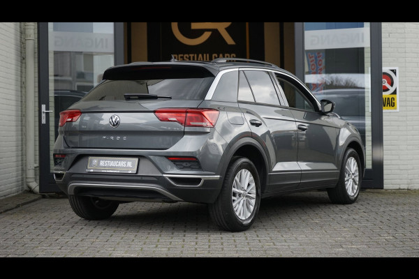 Volkswagen T-Roc 1.5 TSI AUTOMAAT|ACC|CAMERA|CARPLAY|CLIMA|NAVIGATIE|PARKEERSENSOREN